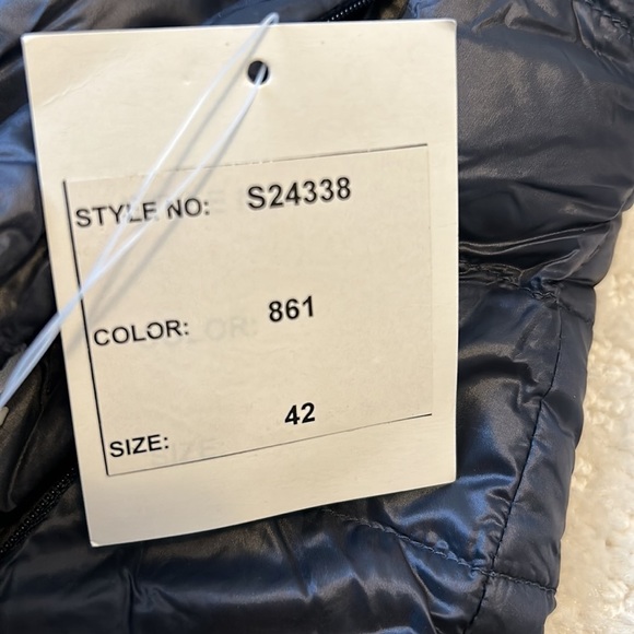 Peserico Navy Down Quilted Jacket - Picture 9 of 10